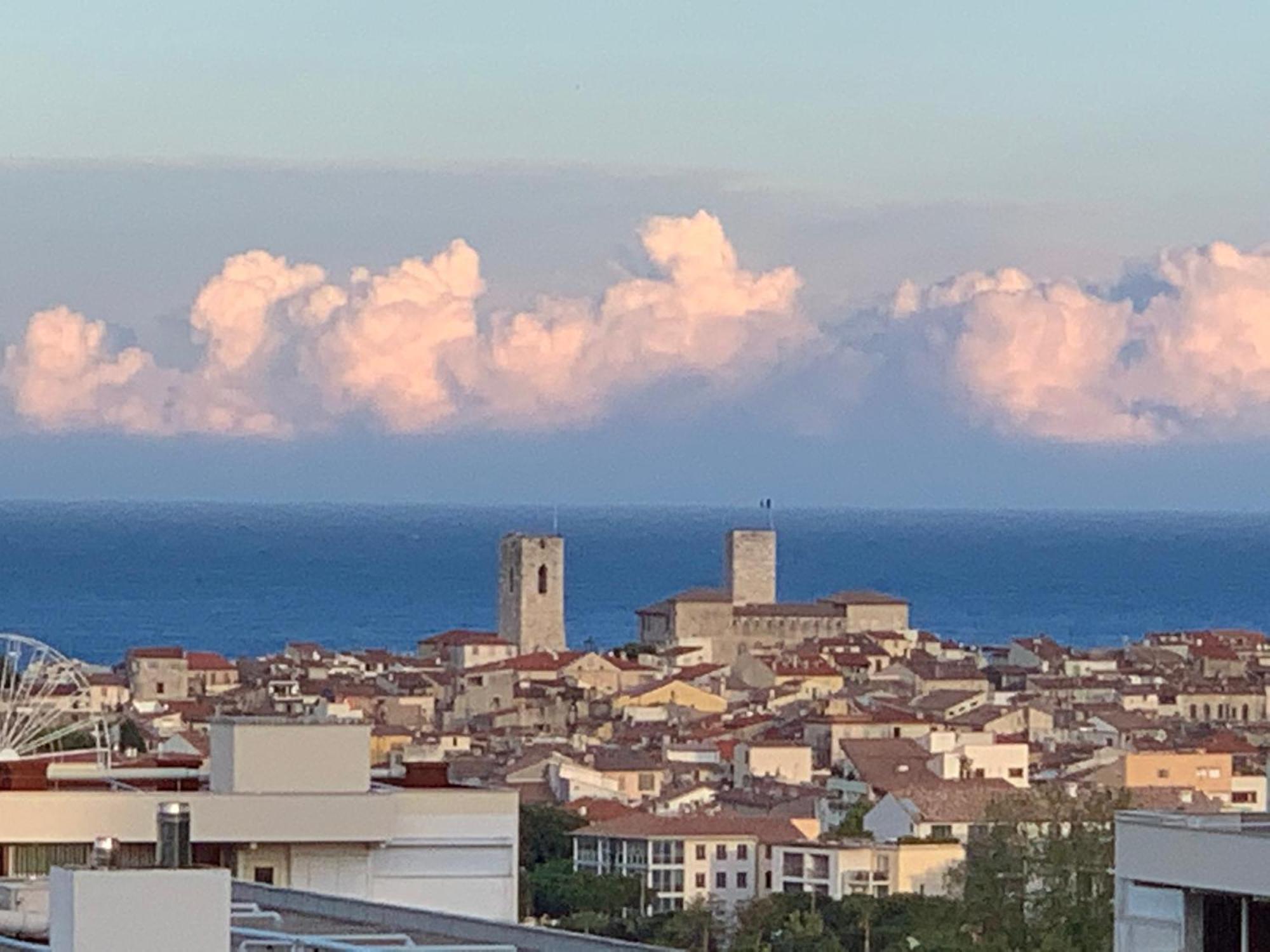 Superbe 2 Pieces Antibes Vue Mer, Piscine, Parking Antibes