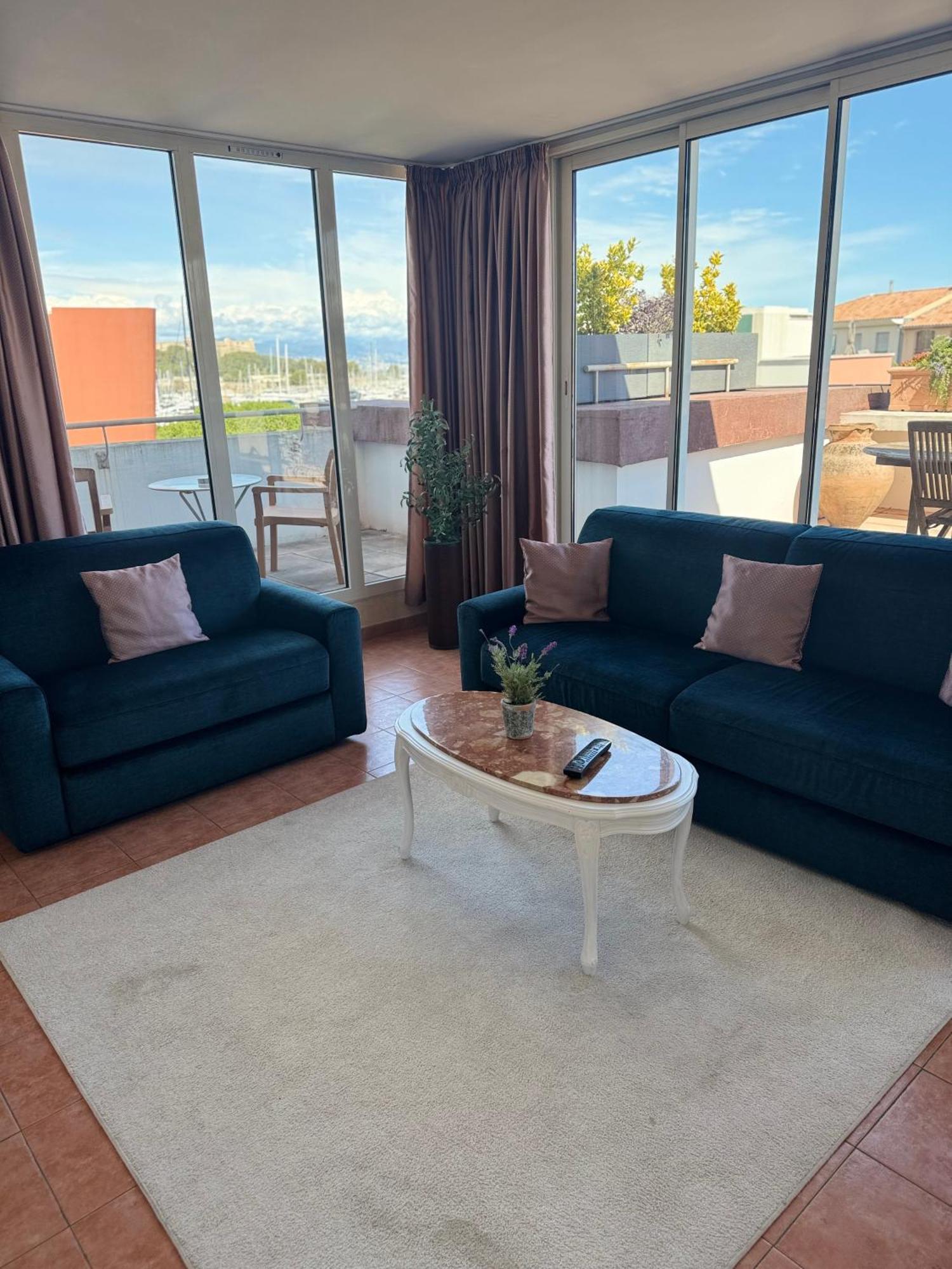 Penthouse - Jacuzzi - Terrace - Parking - 2 Pools Apartment Antibes