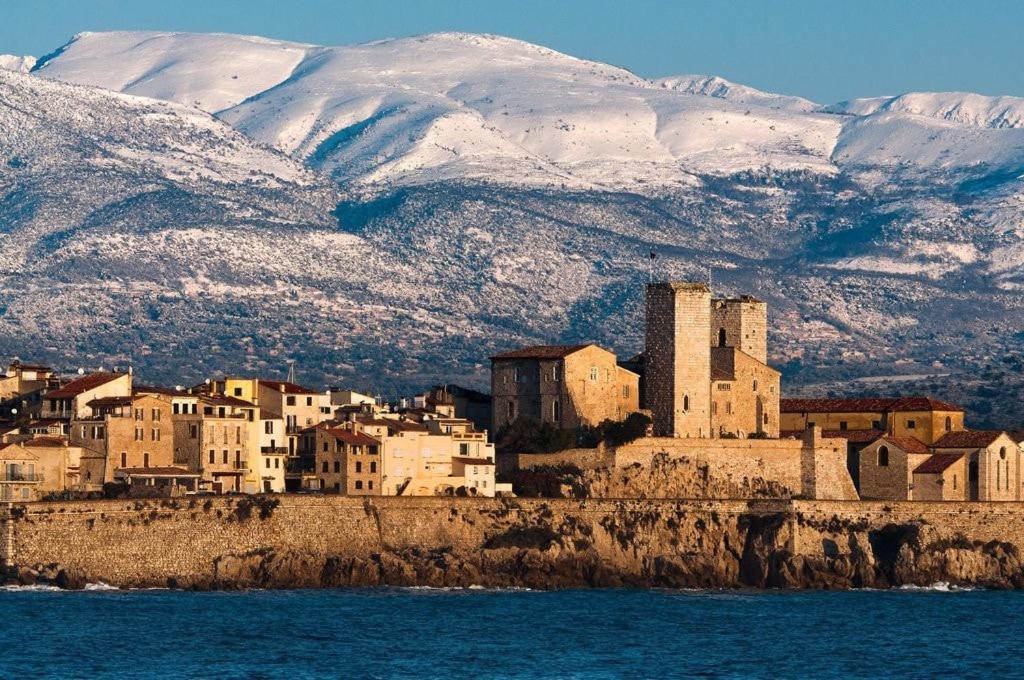Apartment First Floor Fully Renovated Antibes