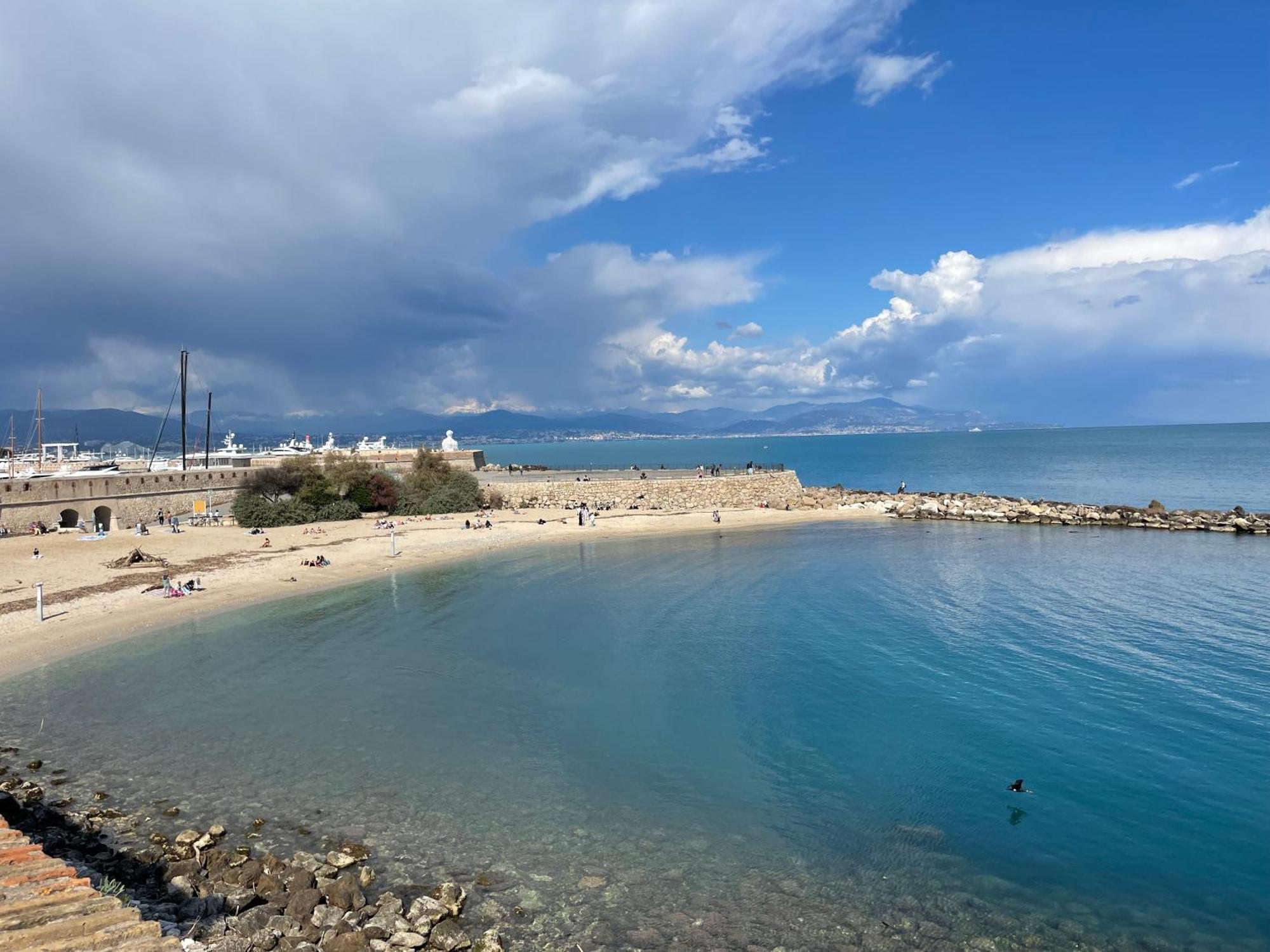 Superbe 2 Pieces Antibes Vue Mer, Piscine, Parking * Antibes