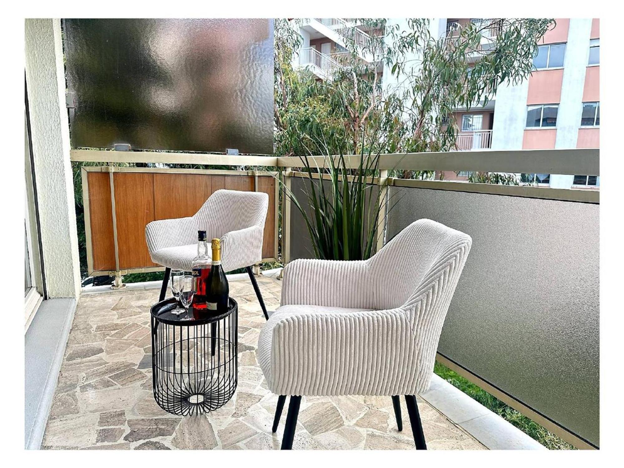 Apartment Renove A Juan Les Pins Avec Parking - Fr-1-252-198