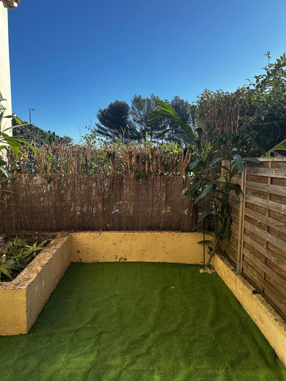 Apartment Duplex 5 Min De La Mer, Piscine