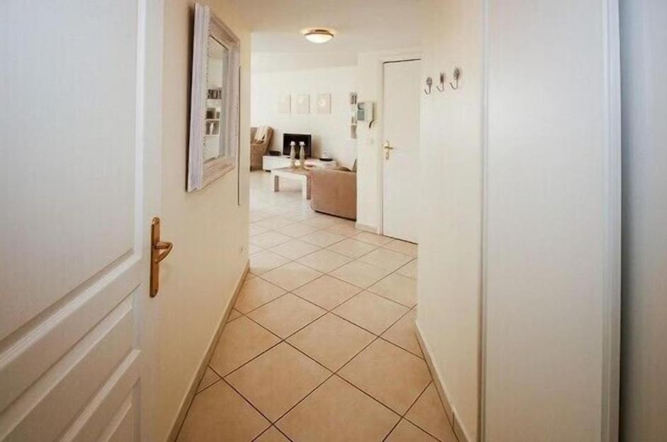 Apartment De 66m4 A 50m De La De Juan-les-pins *