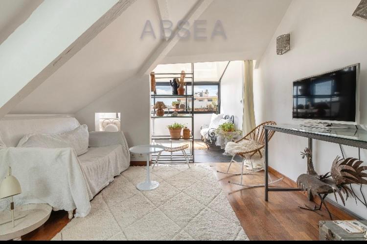 Apartment Centre Dernier Etage *
