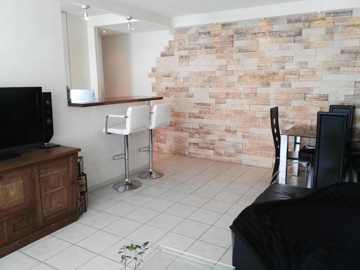 Beau T2 A 200m De La Et Proches Toutes Commodites Apartment Antibes