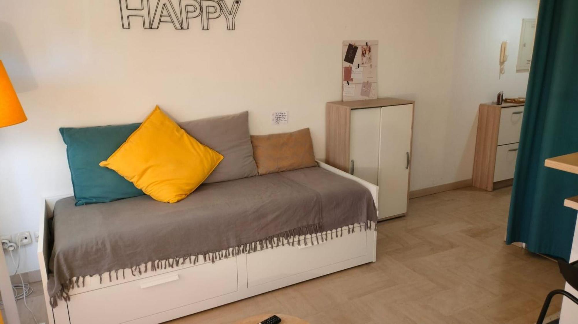 Apartment Guignon - Sunny Comfort Close To The Port & Station