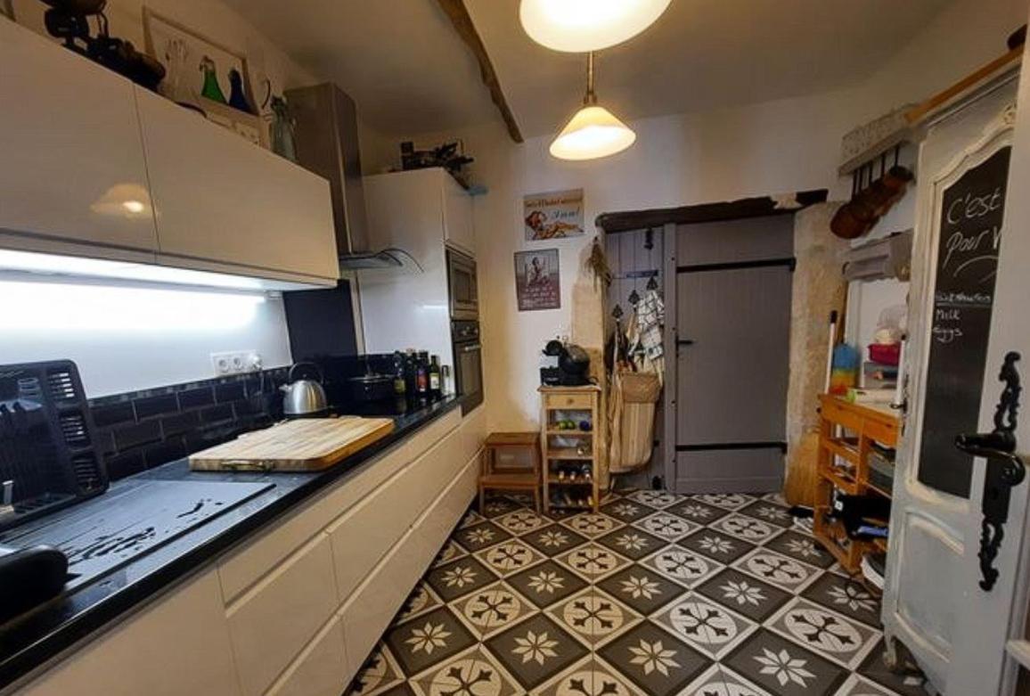Located In Historical Part Of ! *
