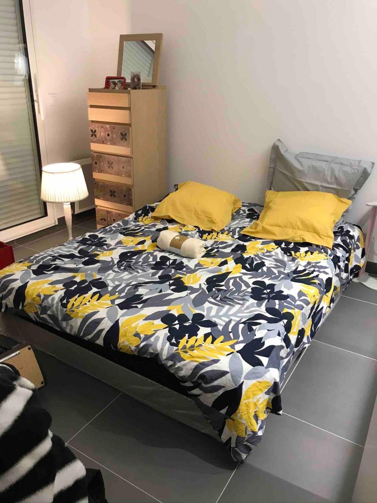 Apartment Cozy Near Train Station And *