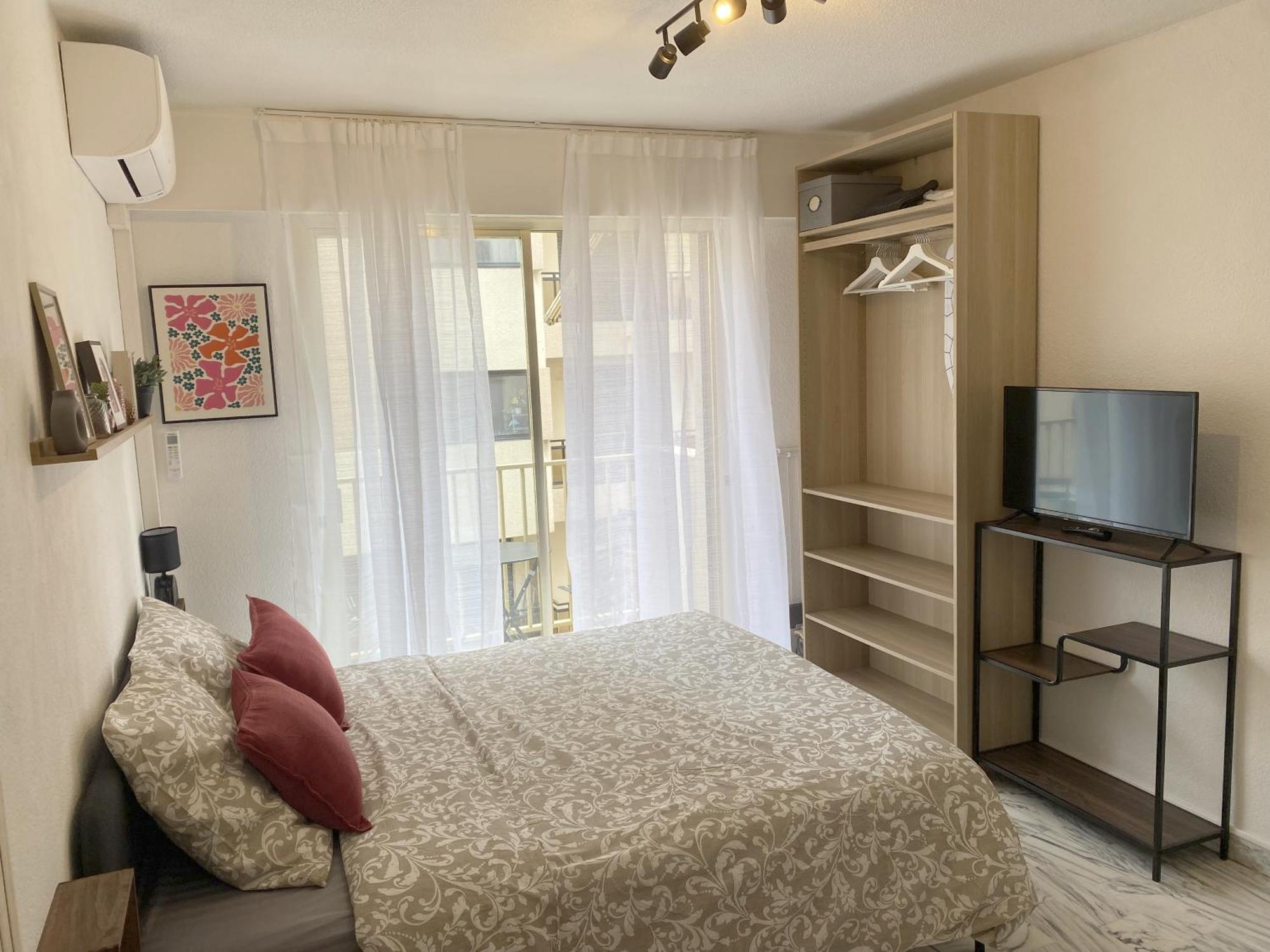 Apartment A Deux Pas Des Plages Et Au Coeur Du Vieil , Beau Renove *