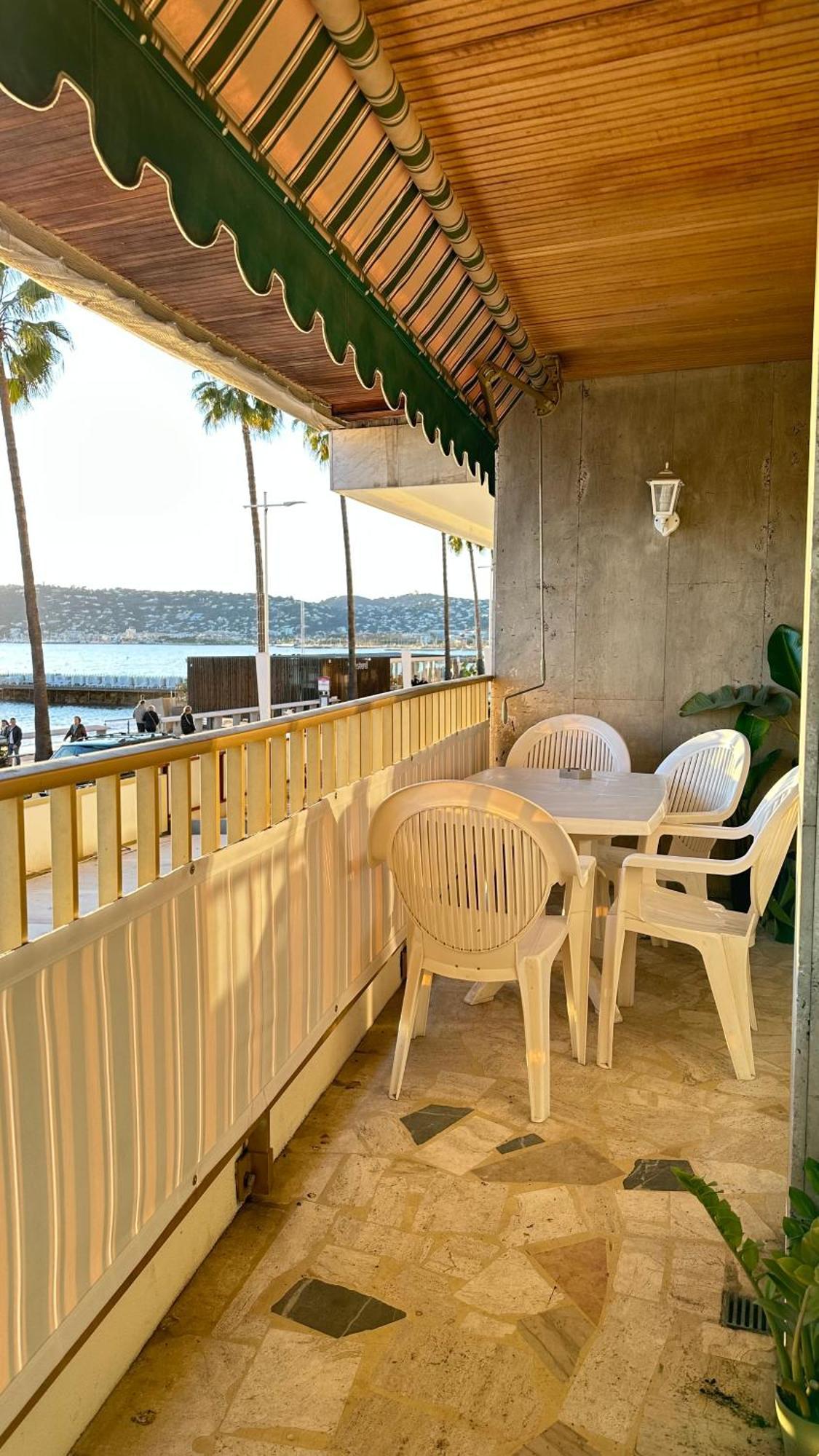 Paradou On The Beach, Amazing View, 3 Beds Apartamento Antibes