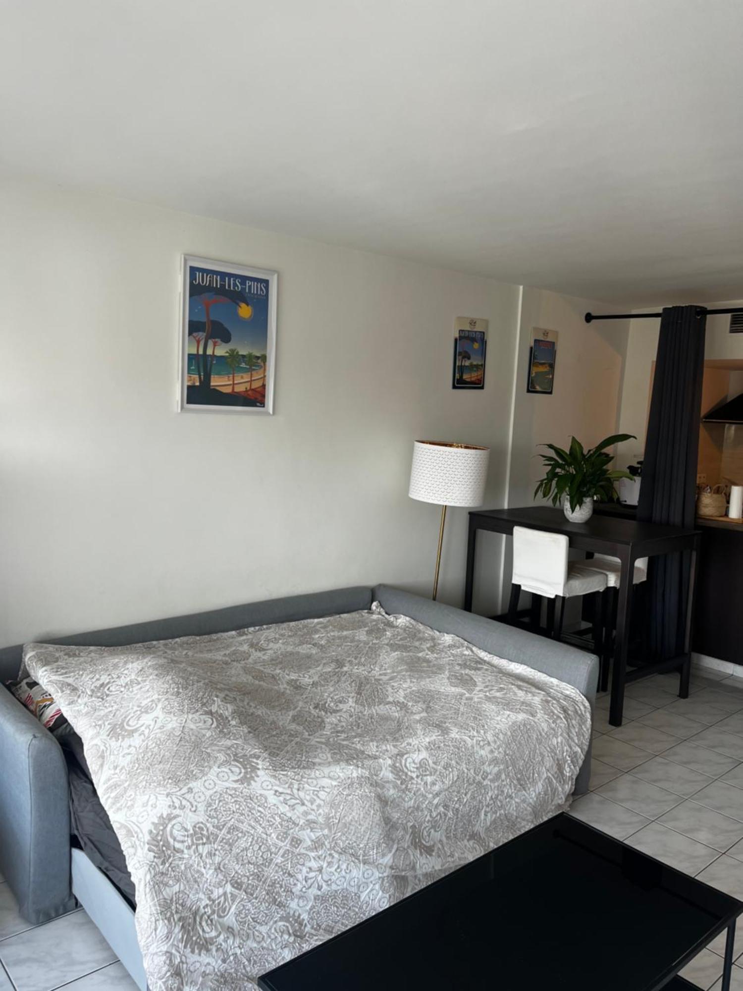 Apartment Agreable Salon,Chambre Privatif Devant La Mer Avec Parking