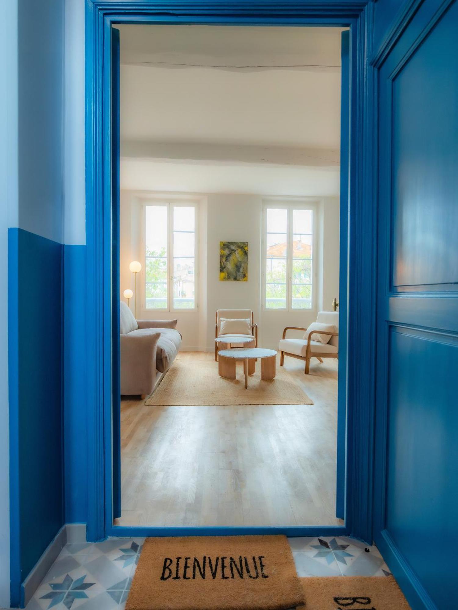 Apartment #201-heart Of Vieil - Place Nationale-high-end Newly Renovated & Furnished Antibes