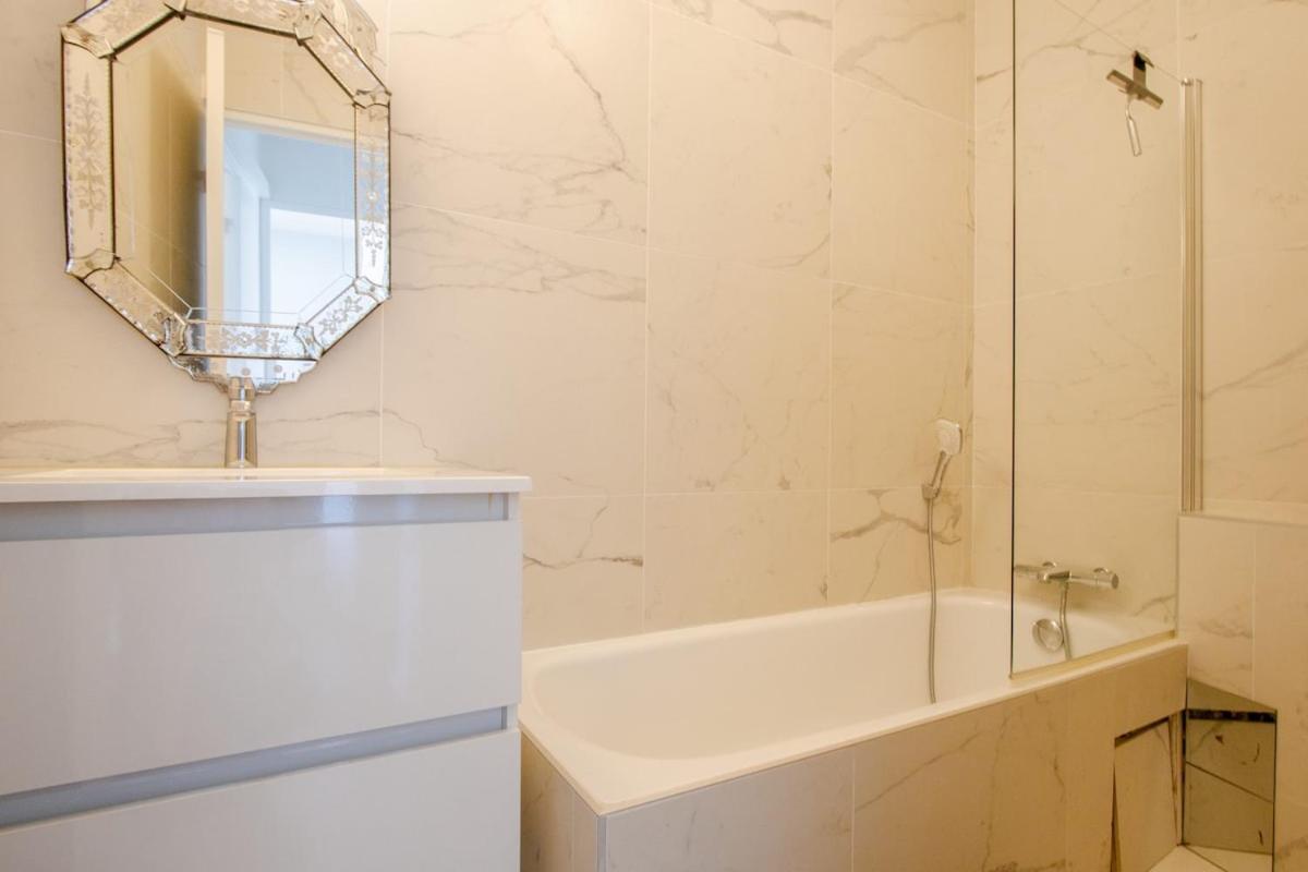Apartamento Juan Les Pins Rooftop, 2 Avec Parking Antibes