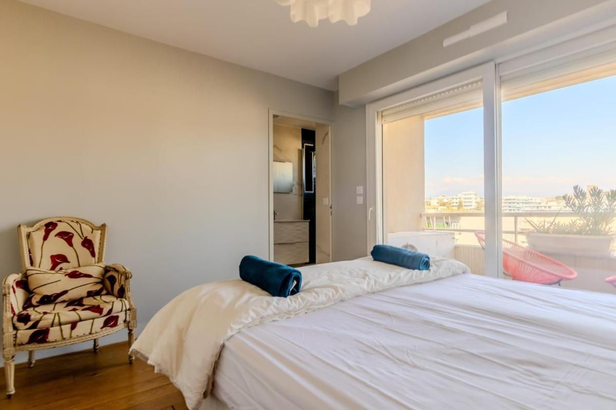 Juan Les Pins Rooftop, 2 Avec Parking Apartamento Antibes