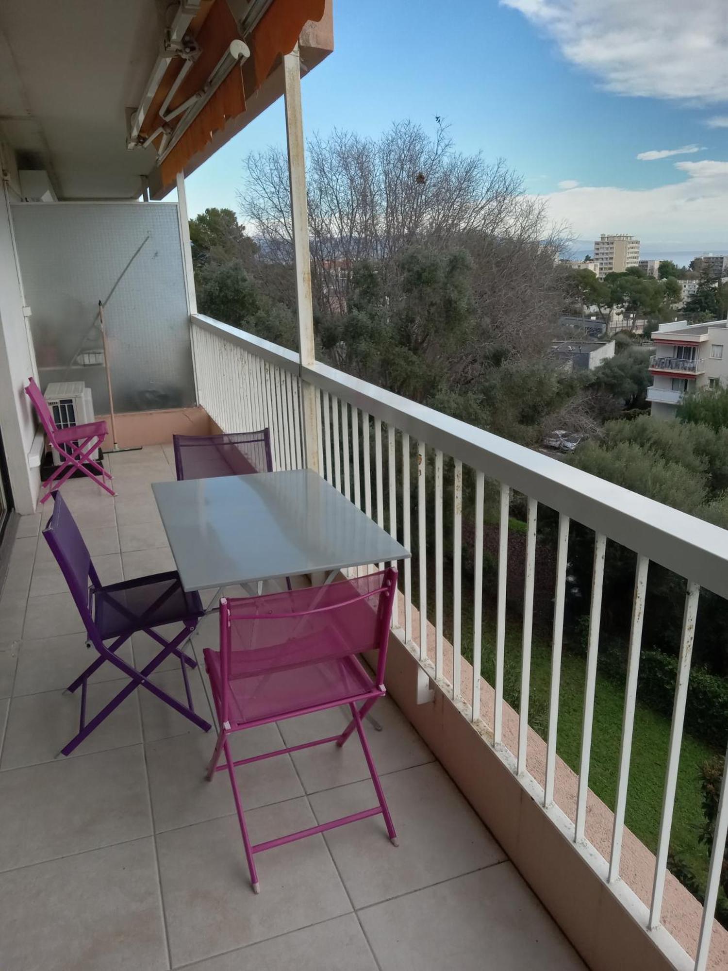 Avec Vue A
