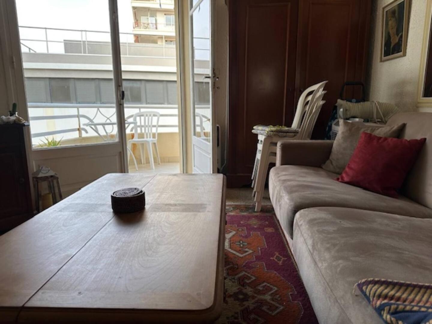 Apartment Provence-style Sea Across The Street *