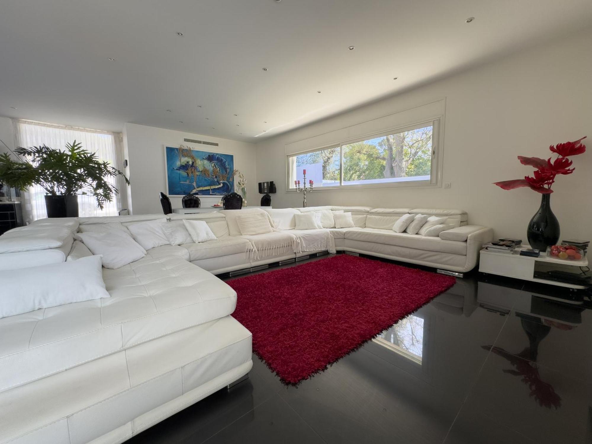 Deluxe & Private - Pool - - Cinema Villa