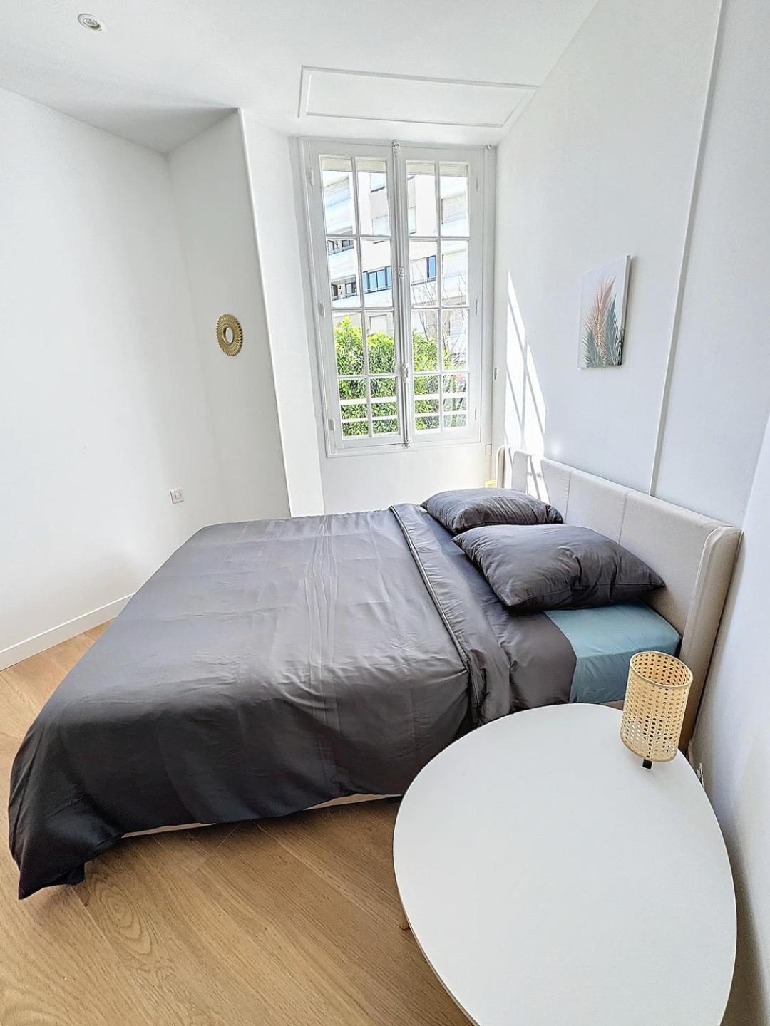 2 Pieces A 5 Minutes Des Plages Avec Parking Apartment