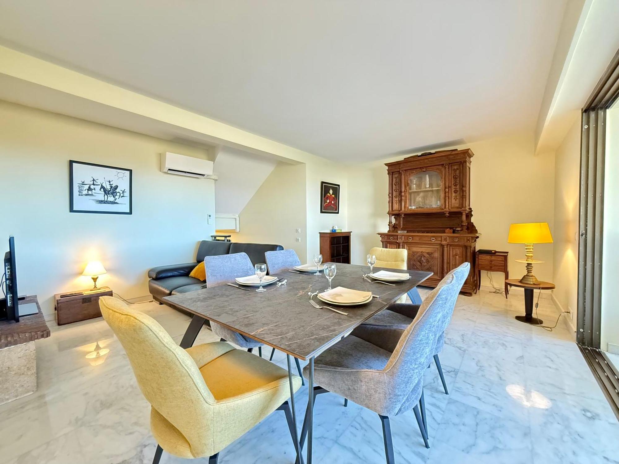 Apartment Standing - Piscine - Vue