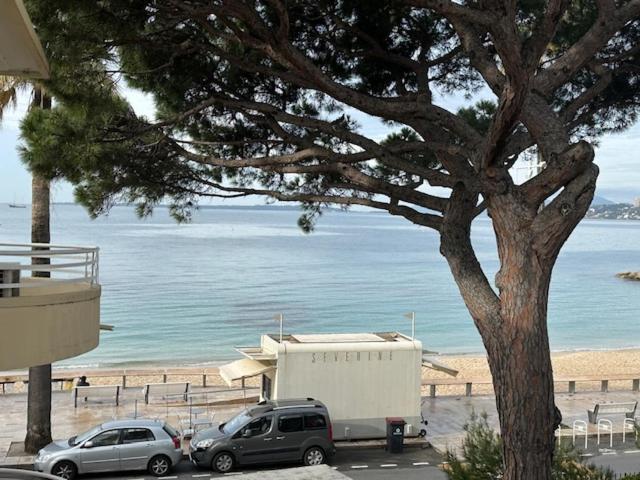 Apartment Provence-style Sea Across The Street Antibes