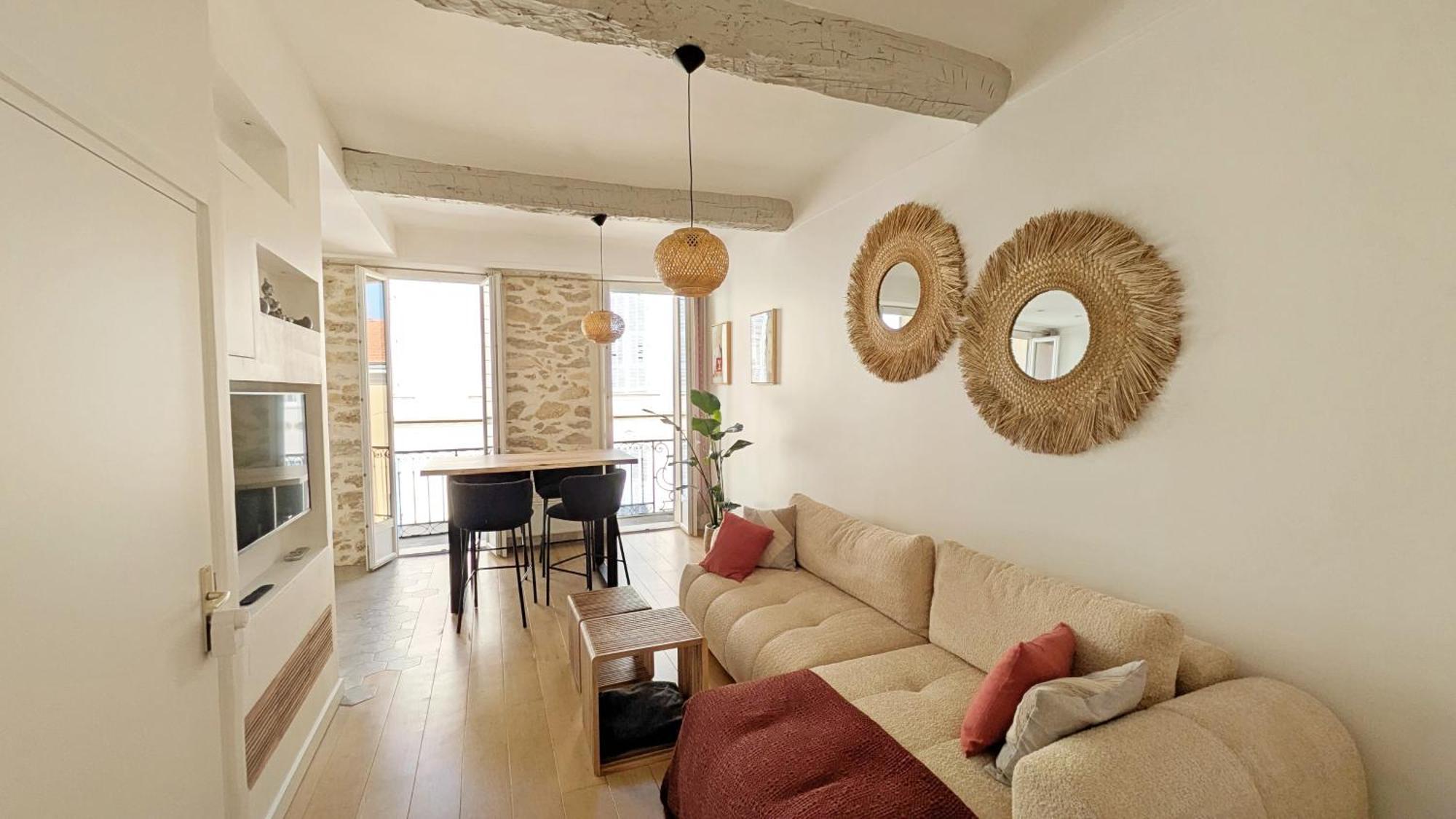 Cocooning # Lumineux # Vieille Apartment