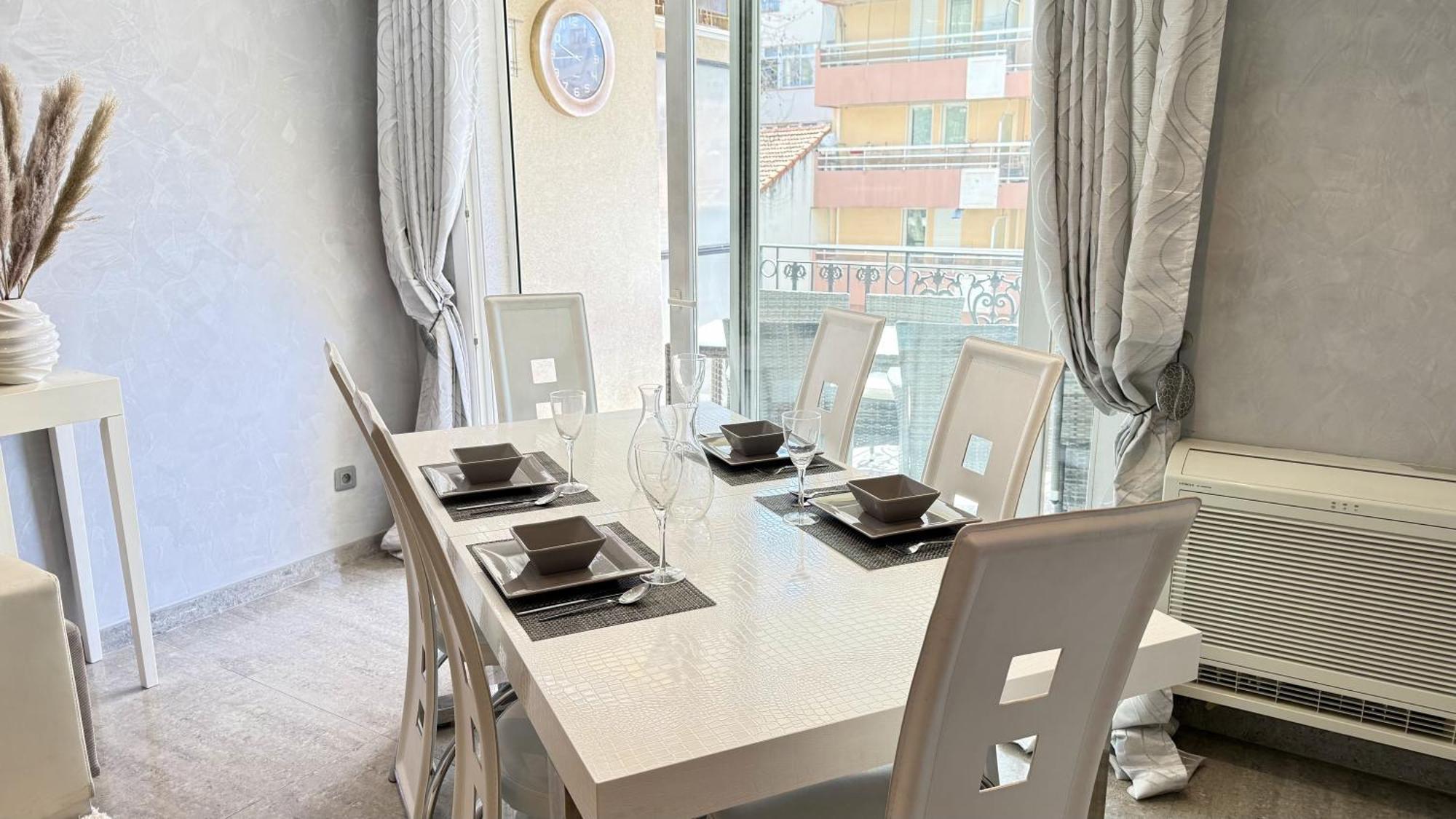 Les Terrasses Du Juana Apartment *