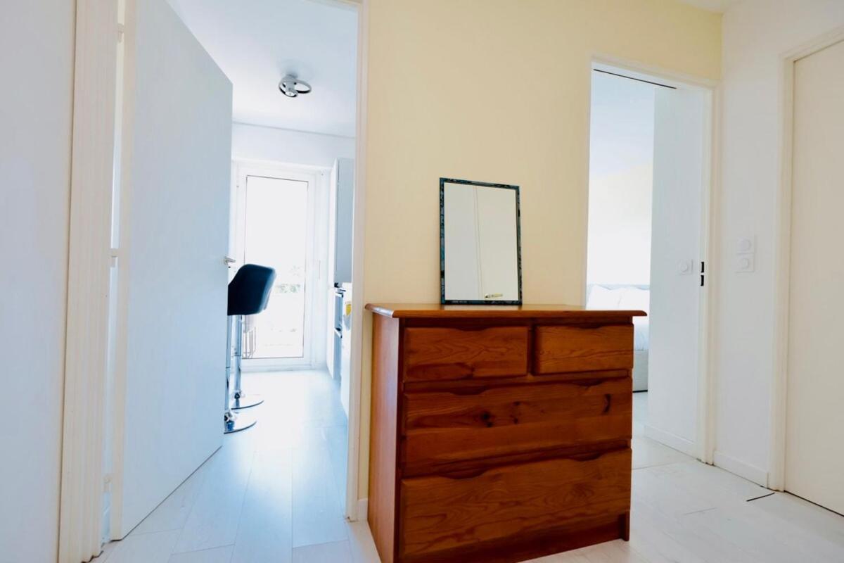 Baies De Juan - 4 Pers - Pool - Air Conditioning *