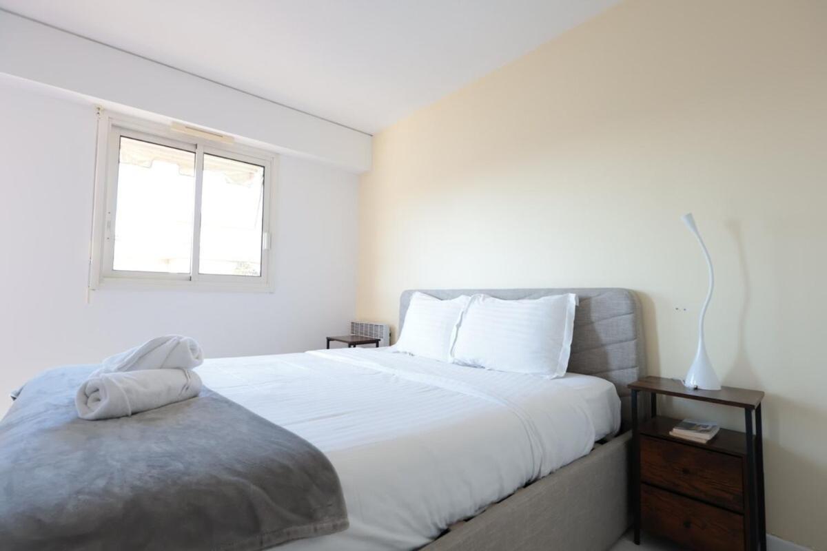 Baies De Juan - 4 Pers - Pool - Air Conditioning * Antibes