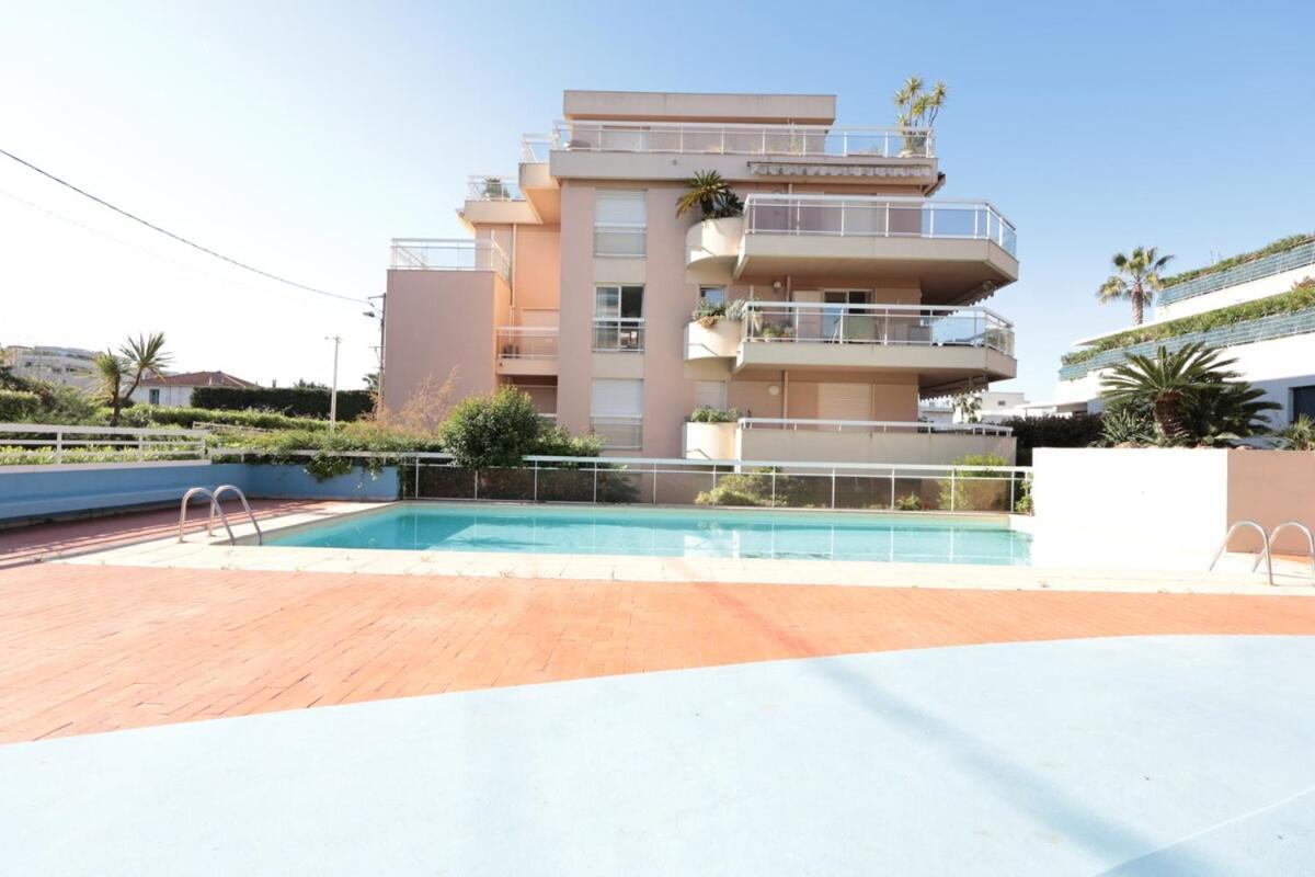 Baies De Juan - 4 Pers - Pool - Air Conditioning Apartment