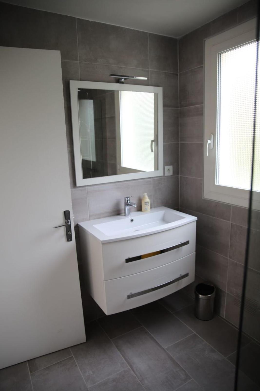 Appartement Spacious With Balcony And Sea View *