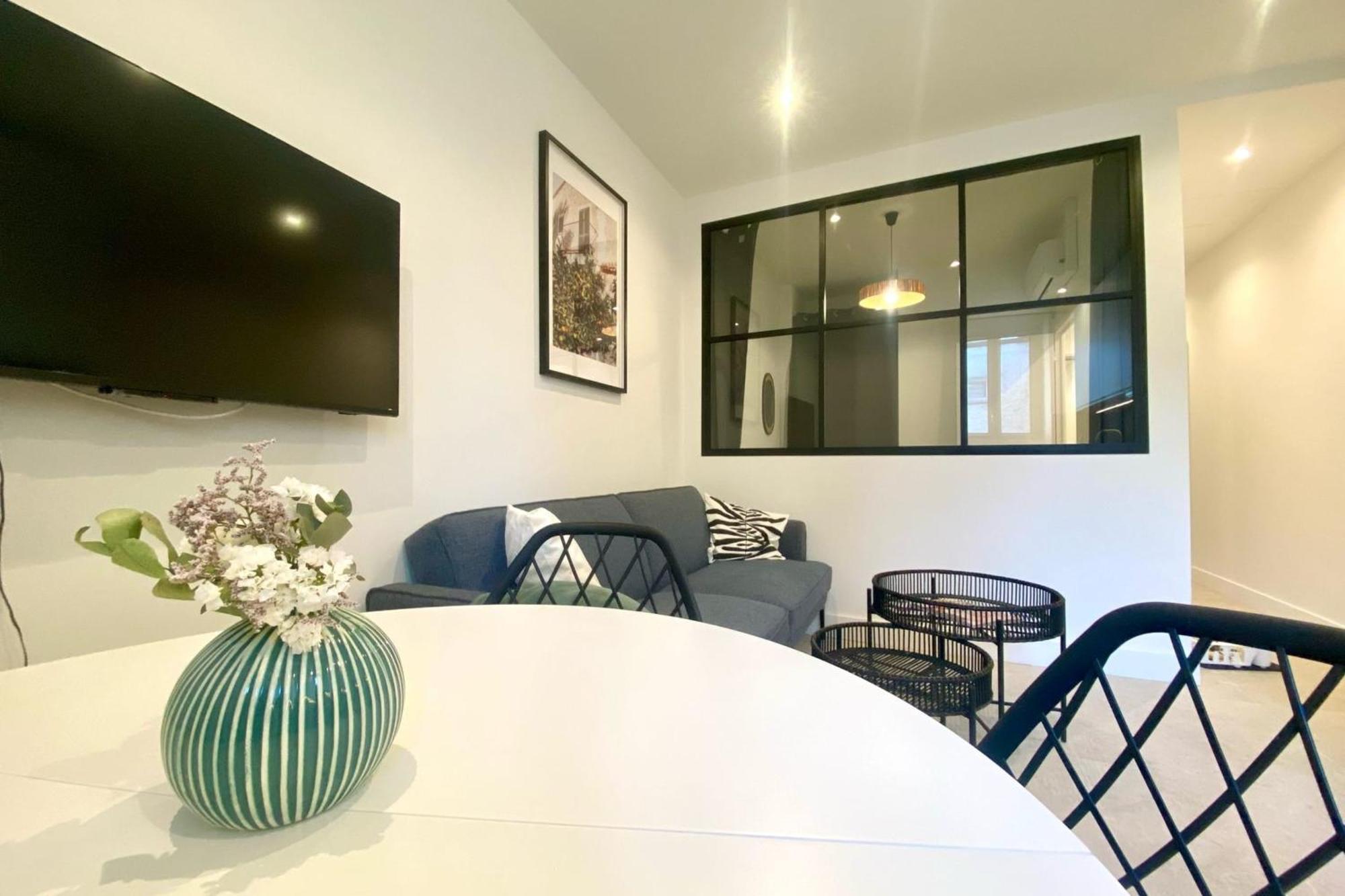 1 Bedroom - In The Heart Of The Old Town