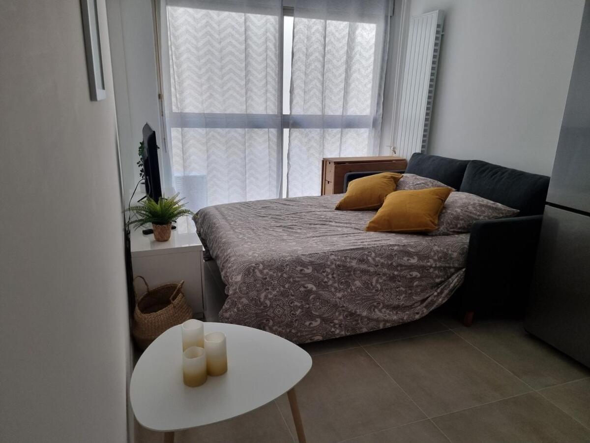 Tanit - Proche Centre Et Plages - Piscine Apartment