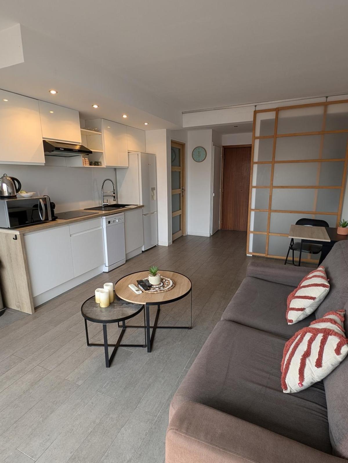 Agreable Plages Et Hypercentre