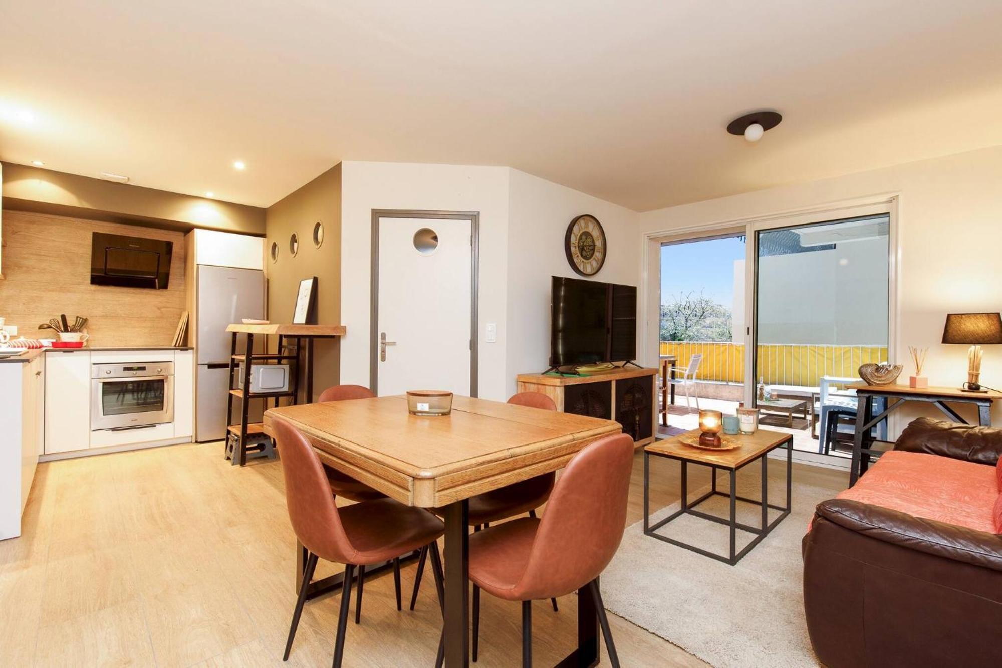 Juan Les Pins Confort Et Commodites Antibes