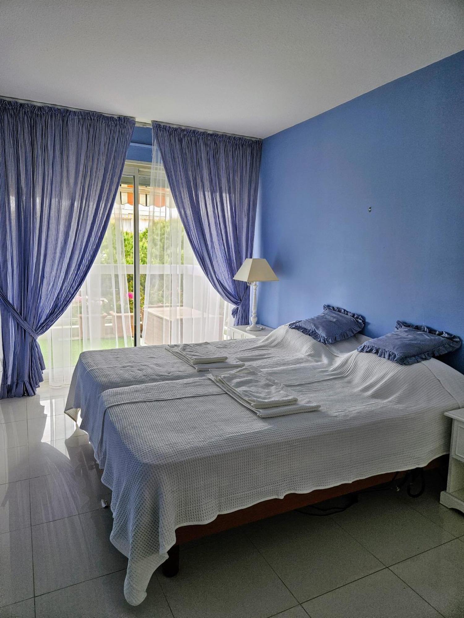 Apartment 2 Pieces, Juan Les Pins, 400 M, Parking
