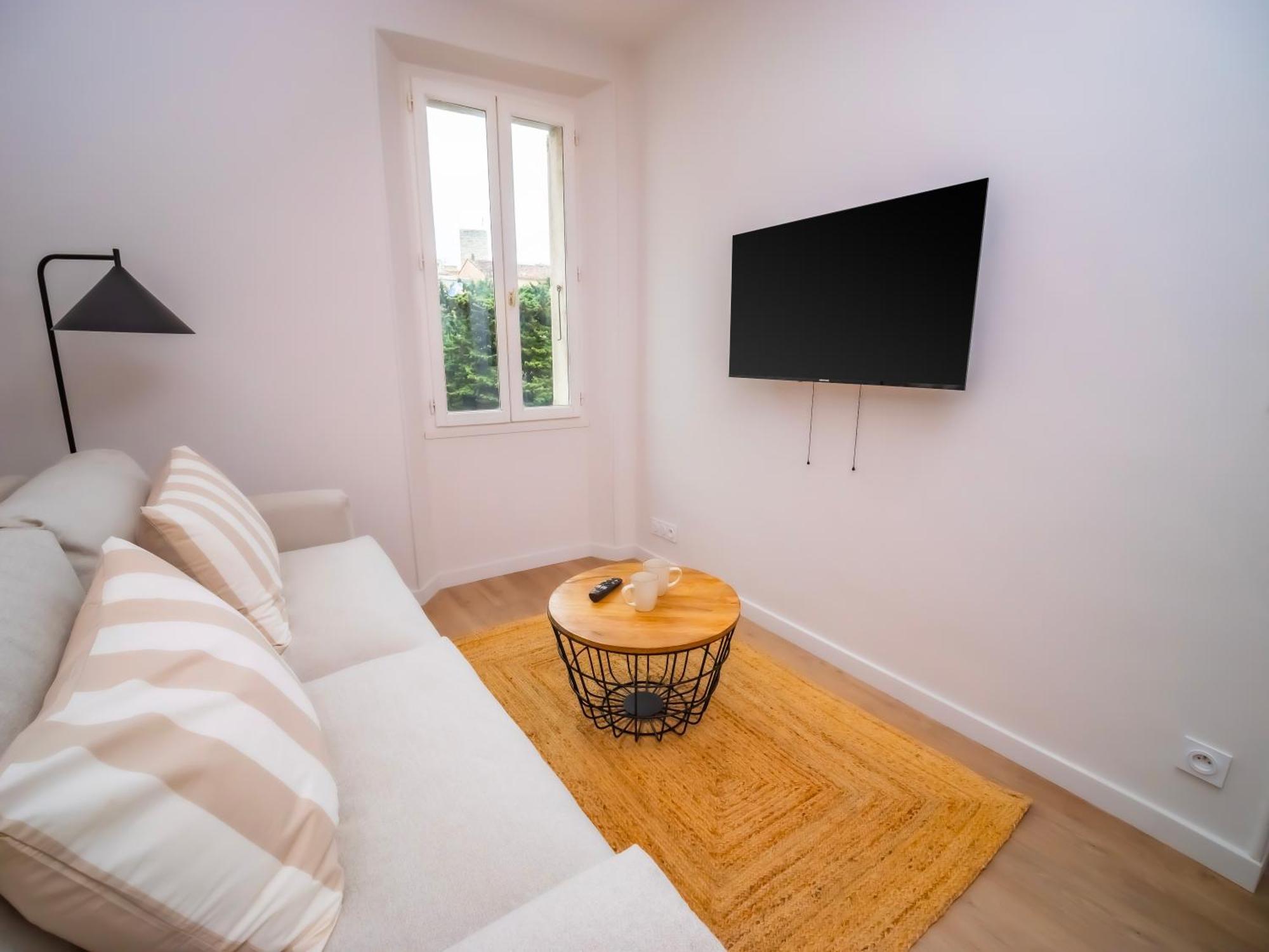 #302-heart Of Vieil - Place Nationale-high-end Newly Renovated & Furnished Apartment Antibes