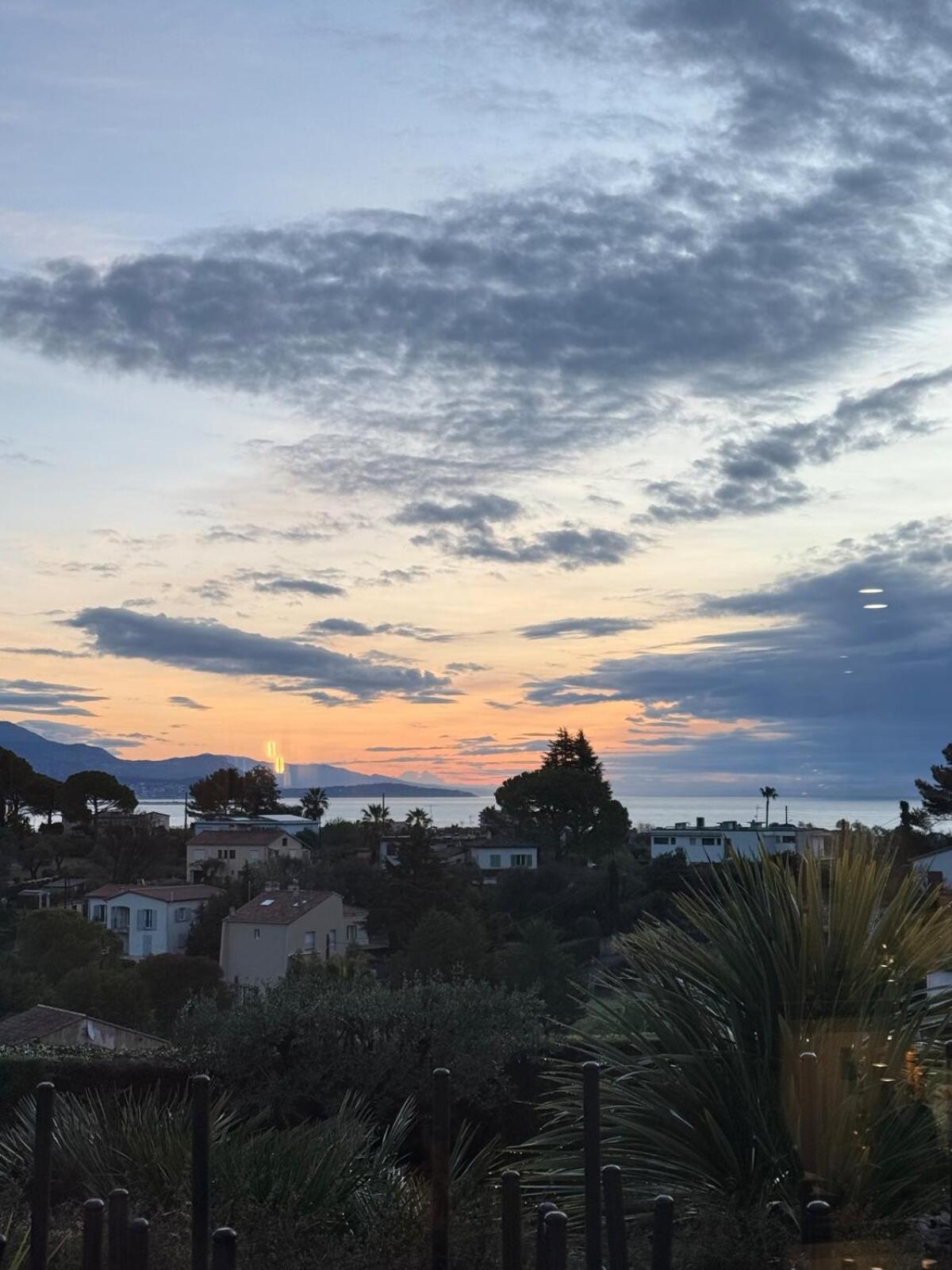 Sud In Mit Pool- Meer- Und Alpenblick Antibes