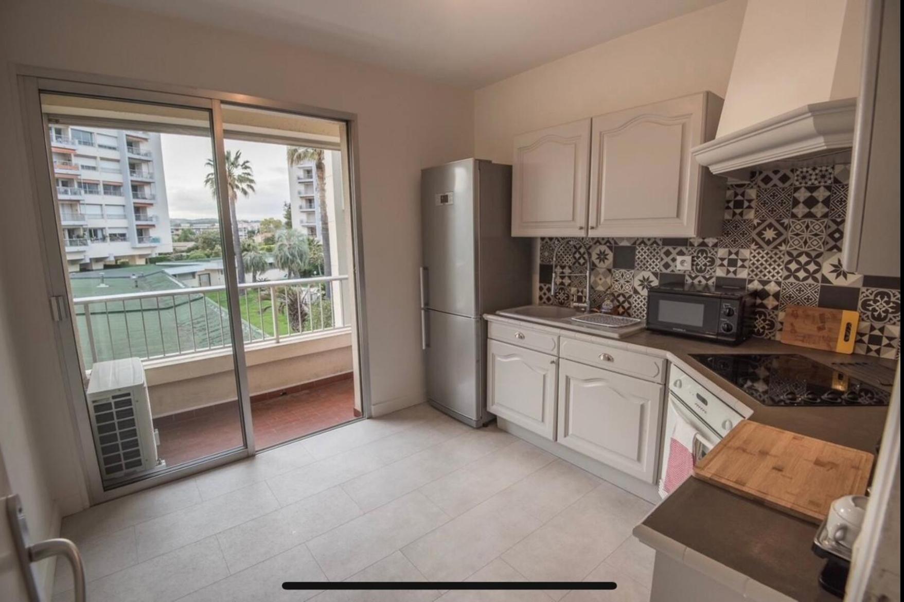 Beautiful 82m2, Wifi, Air Conditioning, Sea View & Pool & Tennis