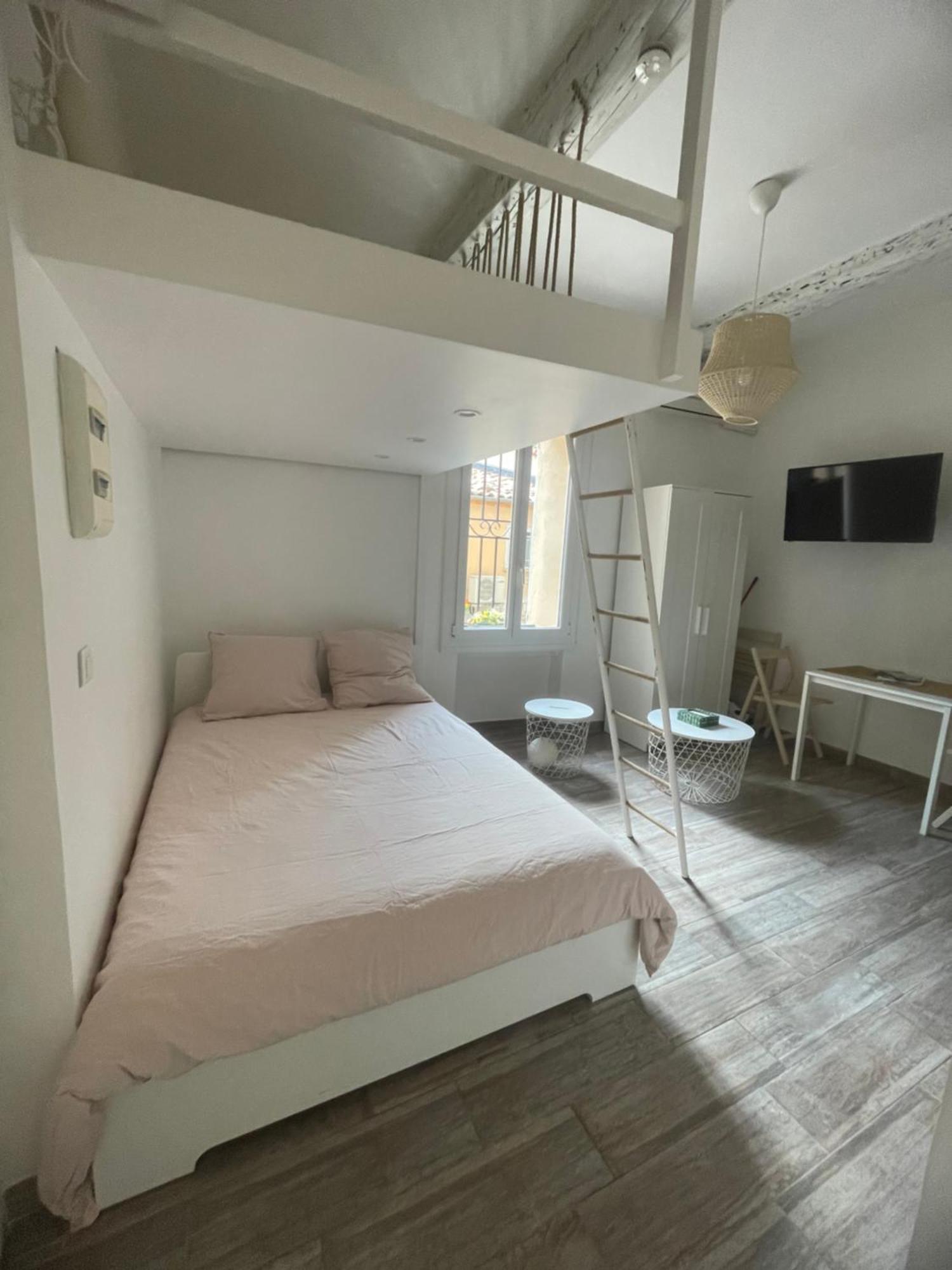 Apartamento Vieil Et Mezzanine Proche De La