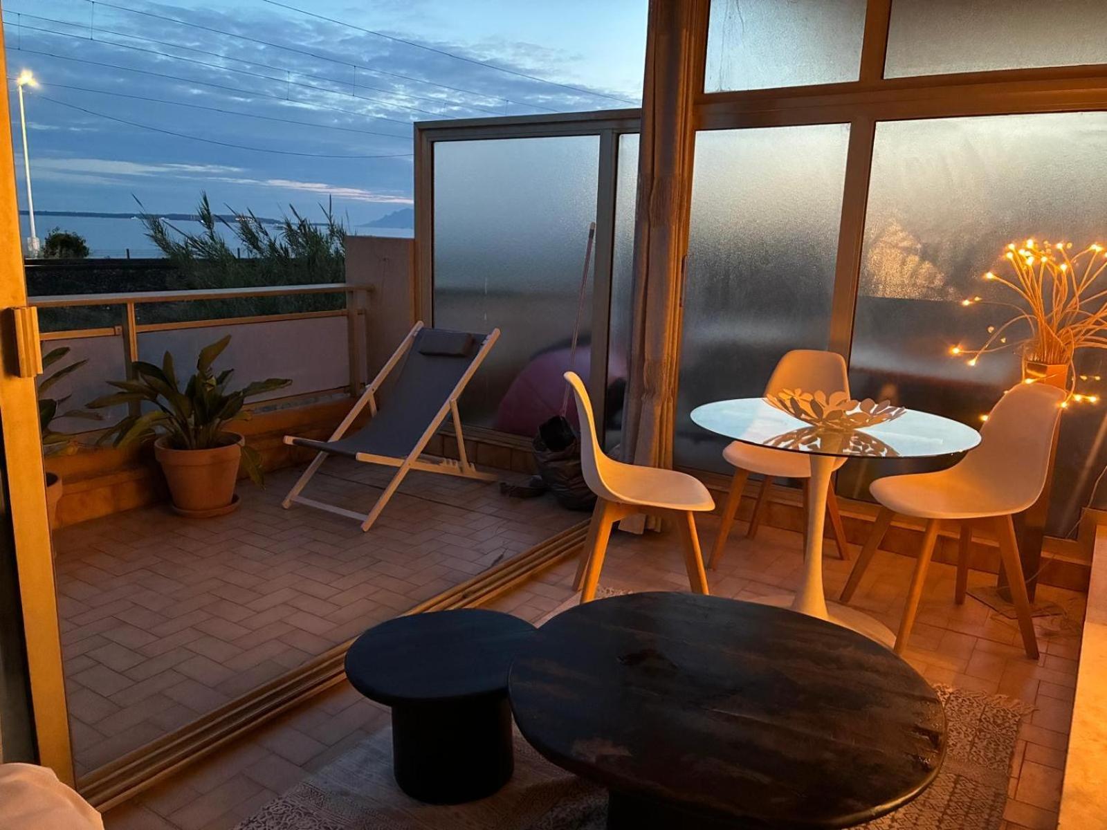 Juan - Plages - Parking Prive - Terrasse Vue Apartment