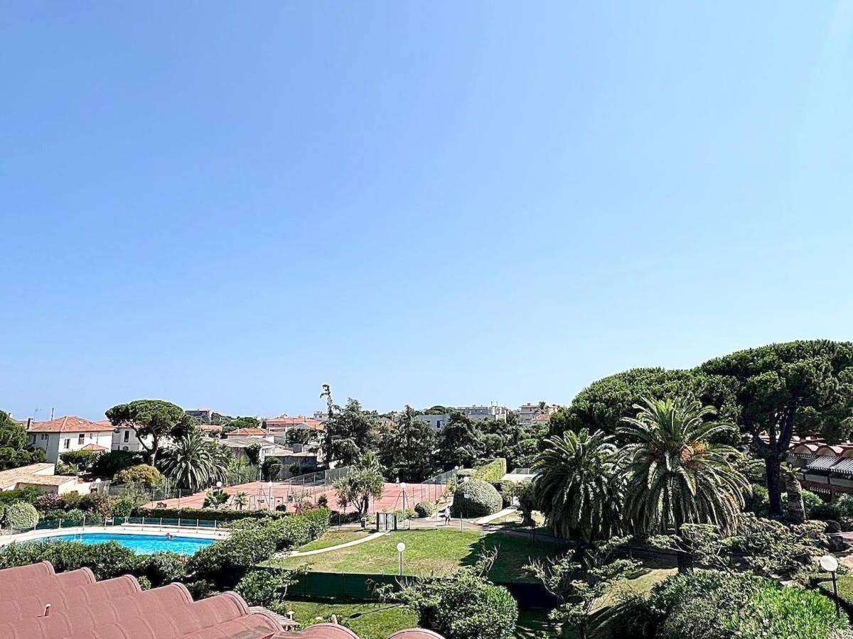 Superbe 1 Chambres, 2 Tennis, 2 Piscines, Plages, Parking Antibes