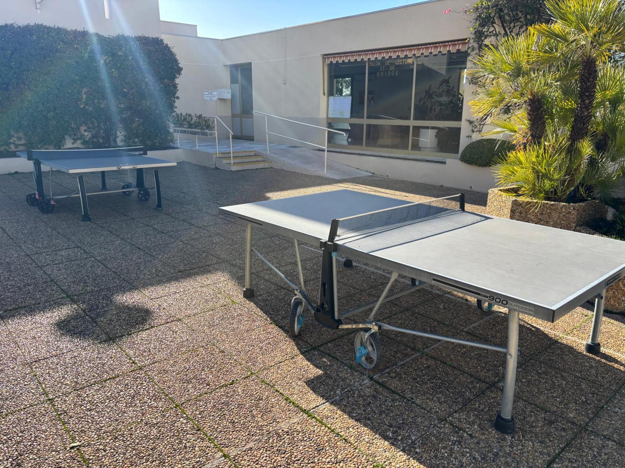 2 Pieces Centre Juan Moderne Avec Piscine Tennis Appartement *