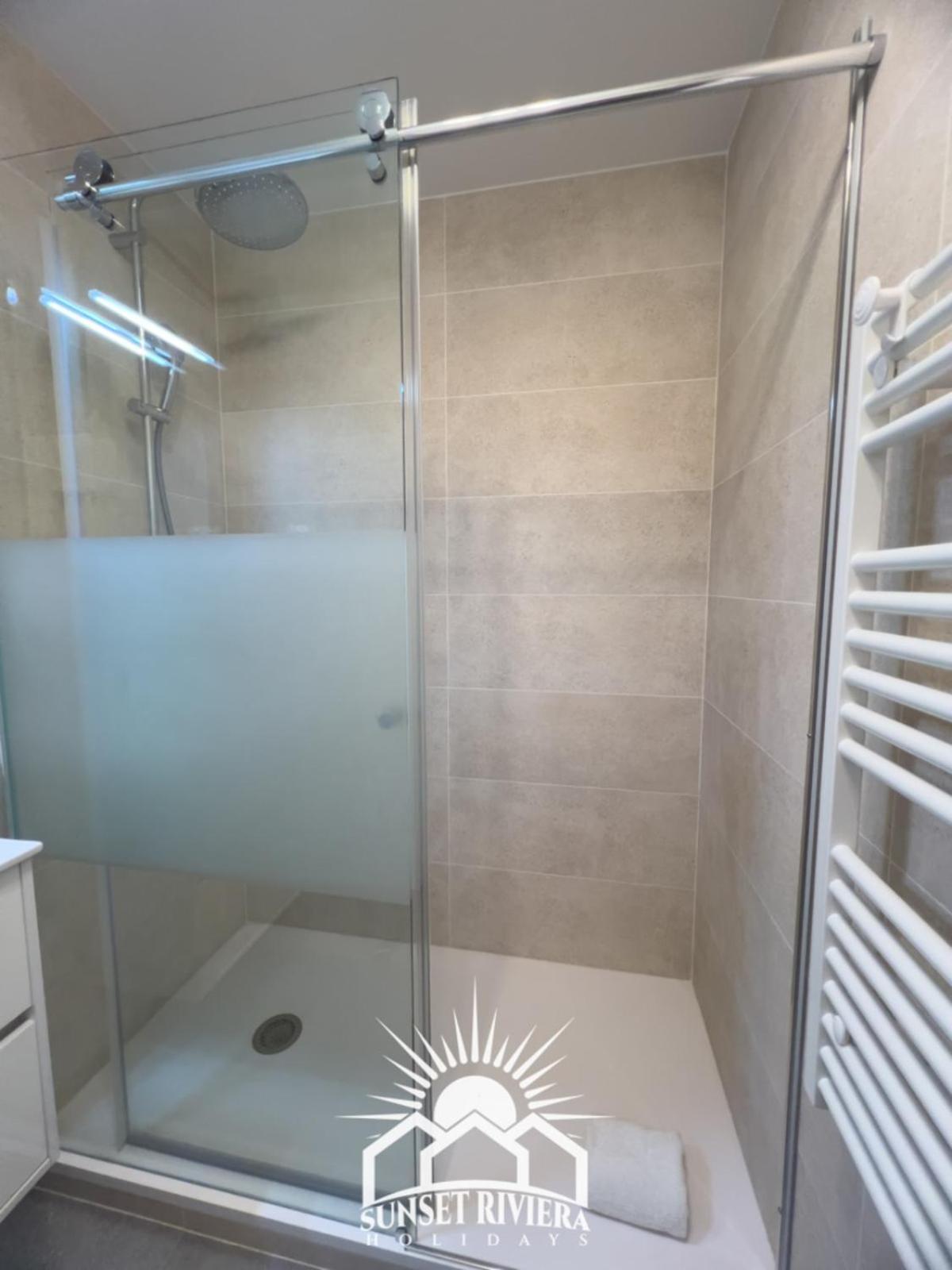 Apartment La Badine For 2 By Sunset *