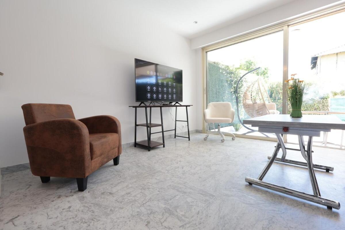 Apartment Roses Des Mers - Standing 2 Prs - Clim - Parking Antibes