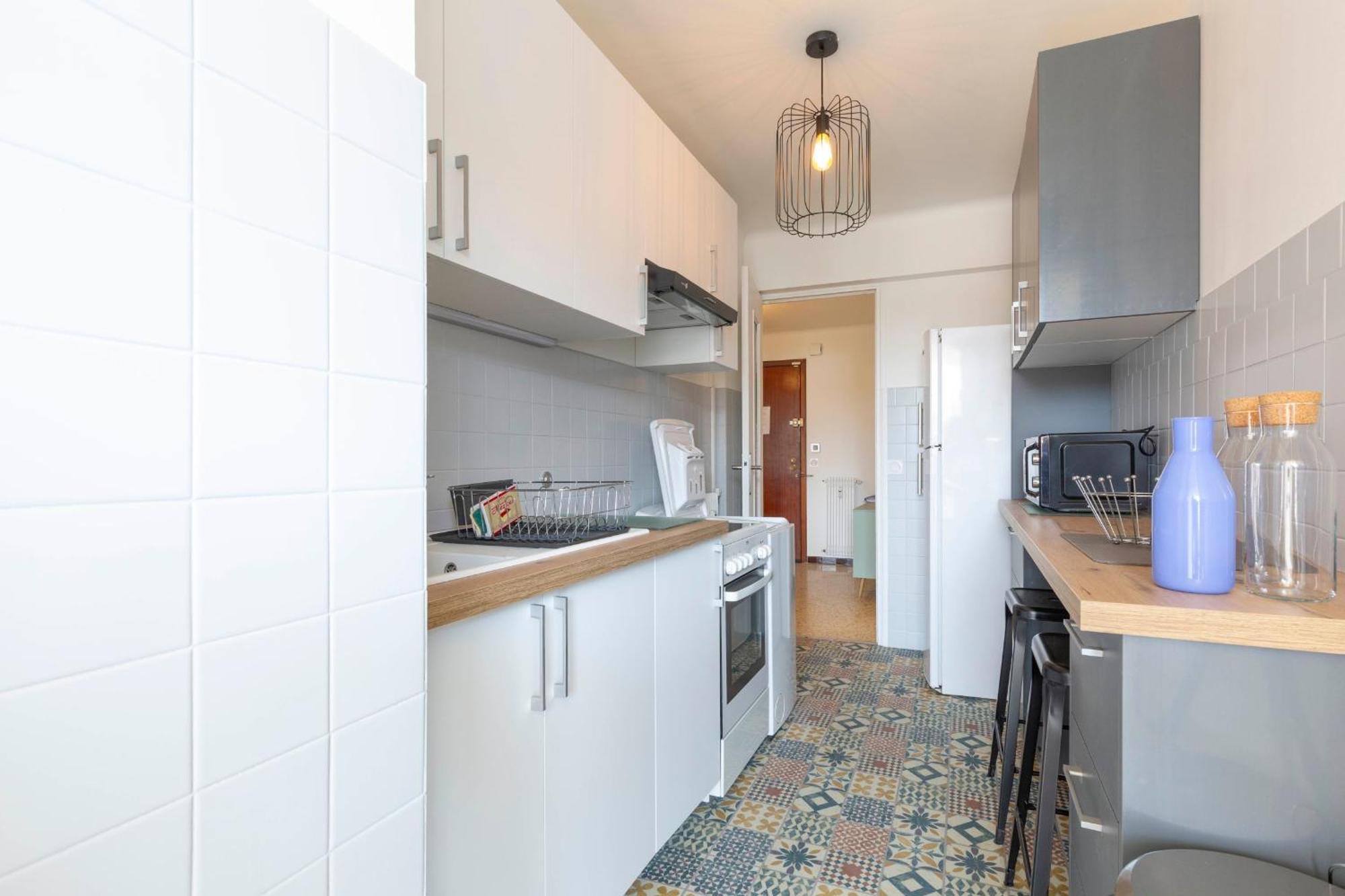 Apartment Center Of Spacious 2 Bedroom Flat With Terrace And Air Conditioning Antibes