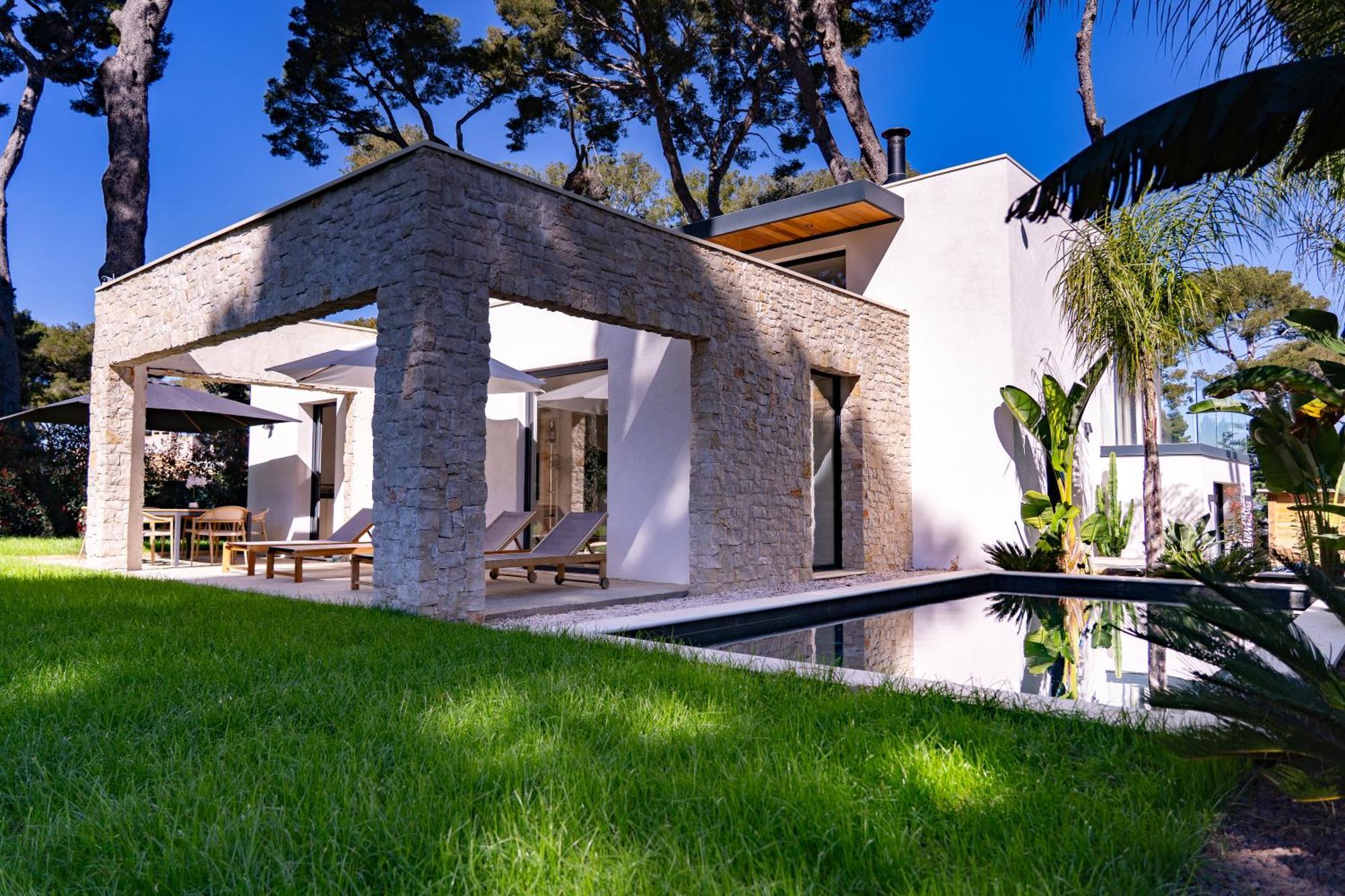 Koya Villa