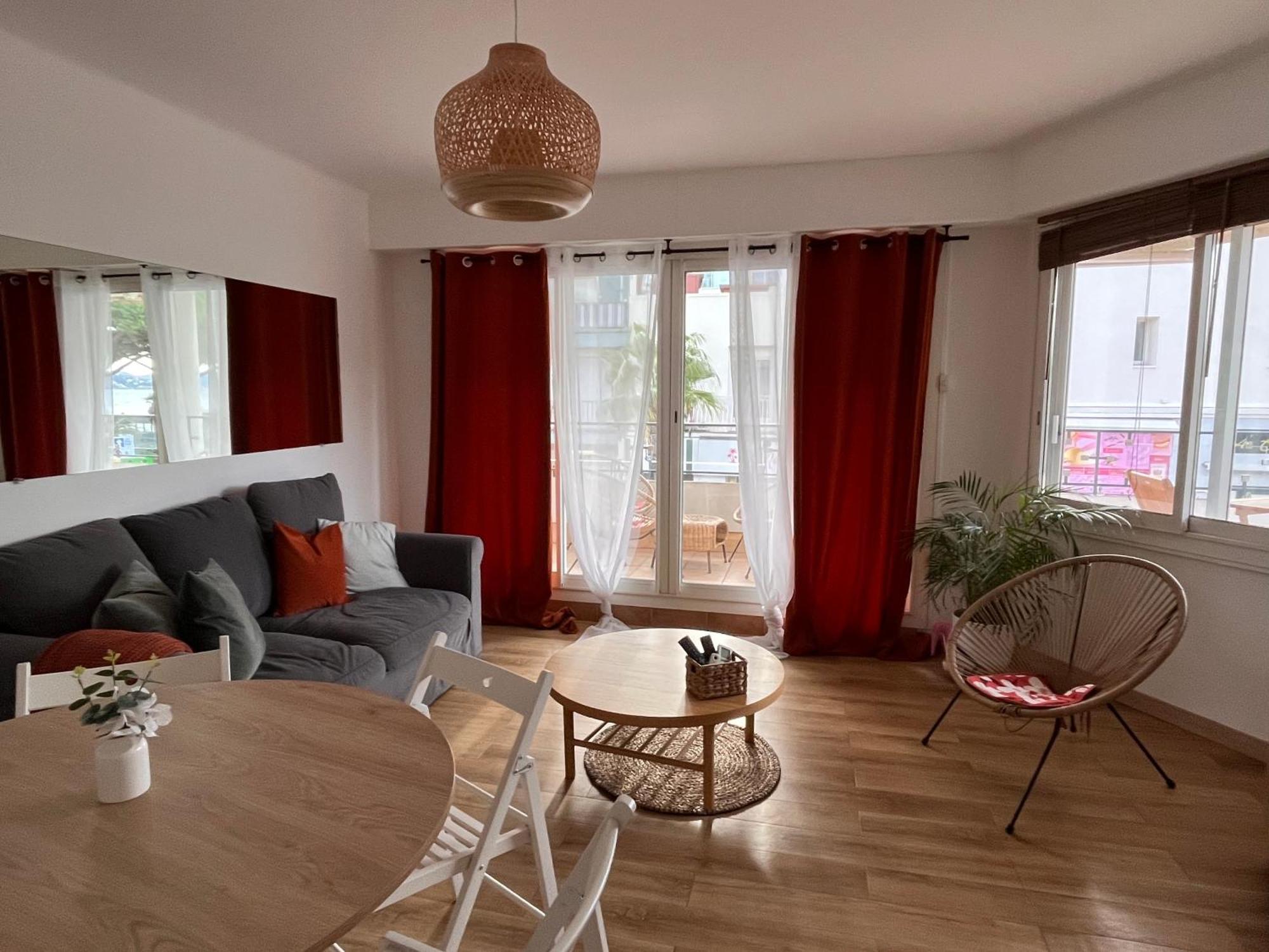 Face A La Et A 2 Pas Des Plages Juan Les Pins 'tout A Pied' Apartment Antibes