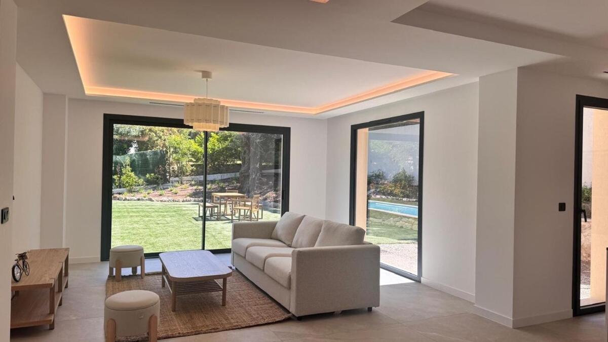 Beautiful Luxury With Pool In