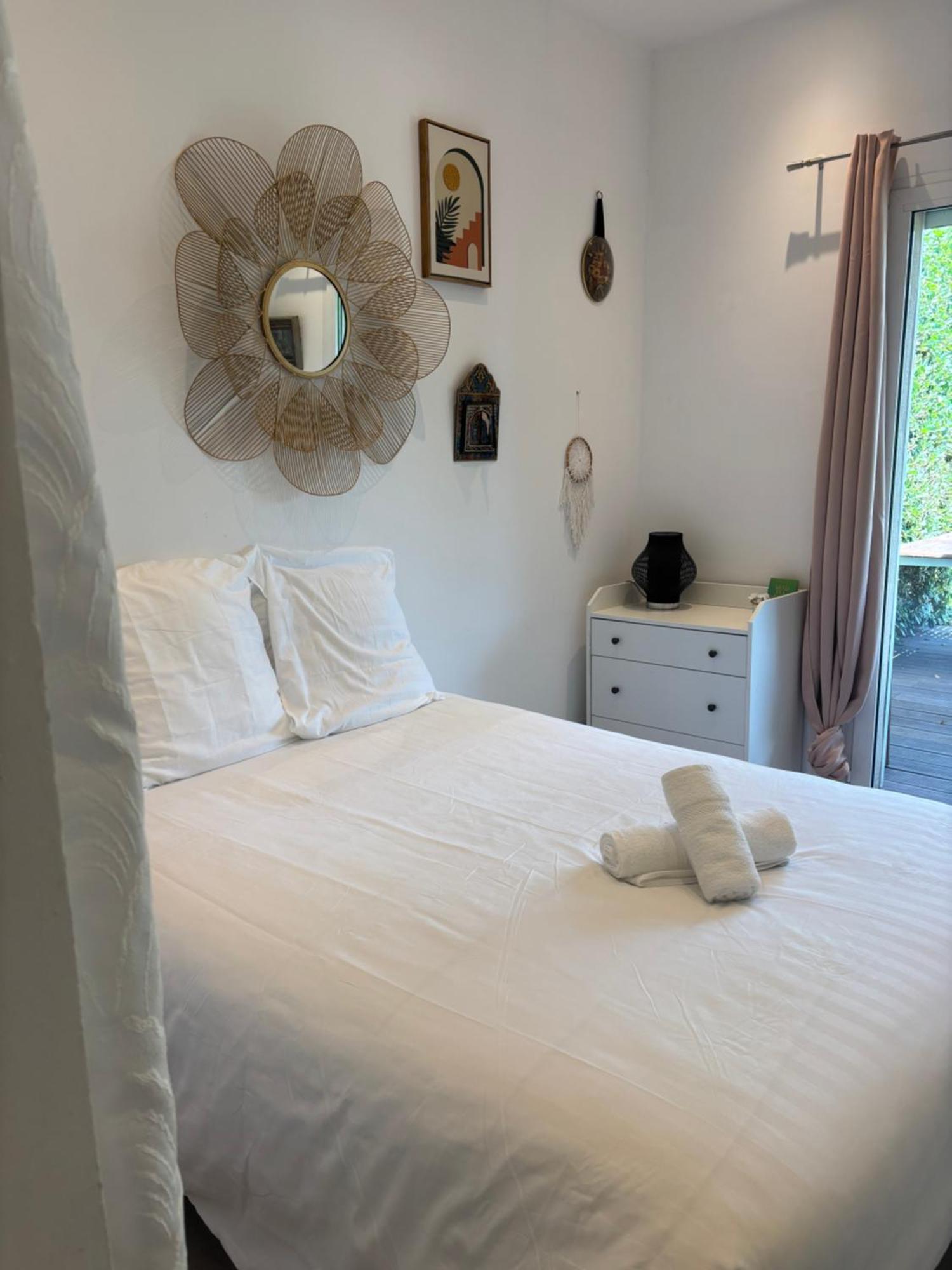 Maison Avec Jardin Privatif, 4 Chambres, Calme Dans Avec Piscine Holiday home Antibes