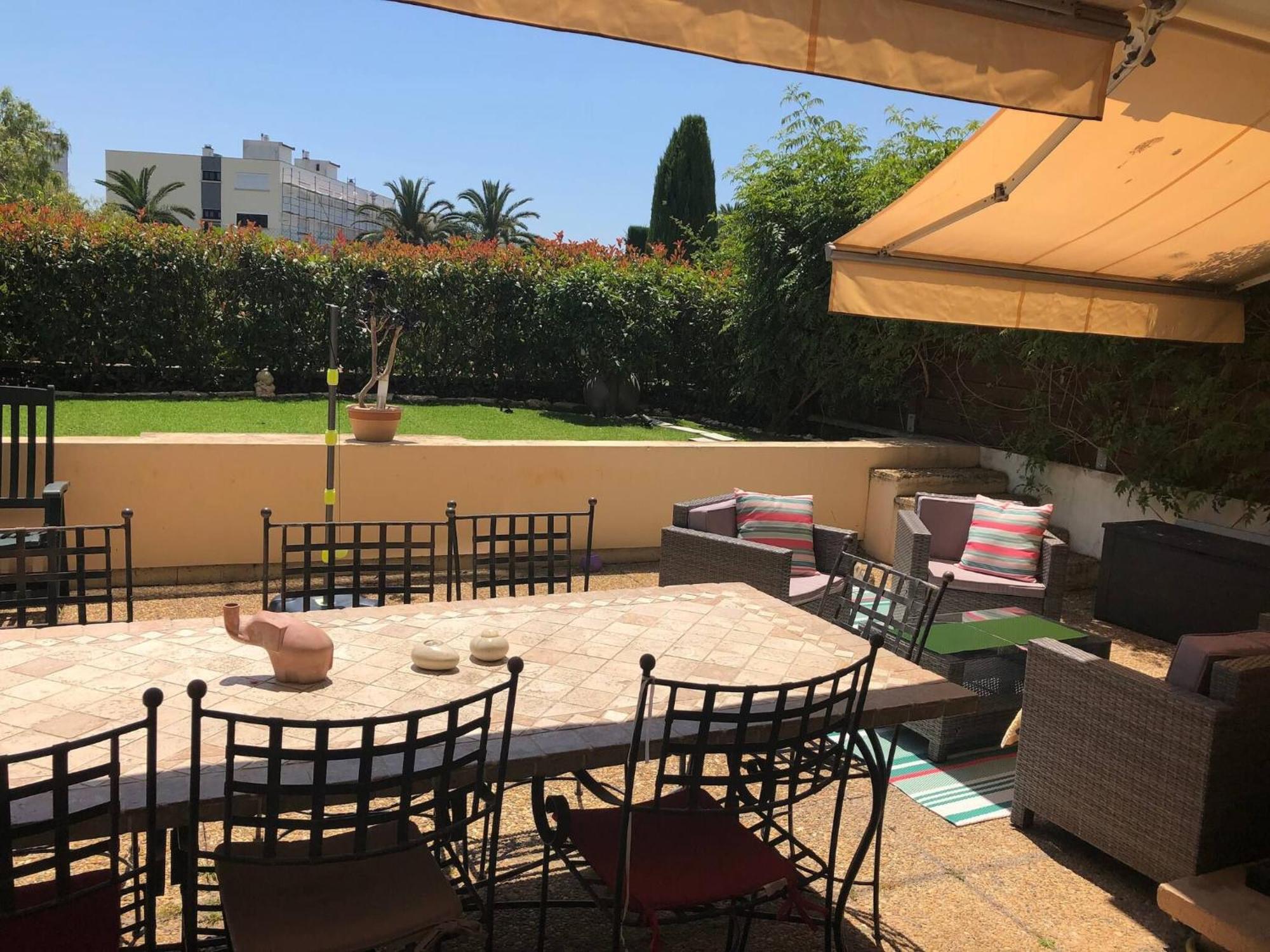 Apartment Antibes, 85 M2, Ground Floor, Large Wood Terrace Antibes